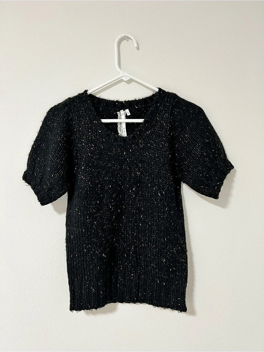M. RENA Black Knit Short Sleeve Sweater Size Small